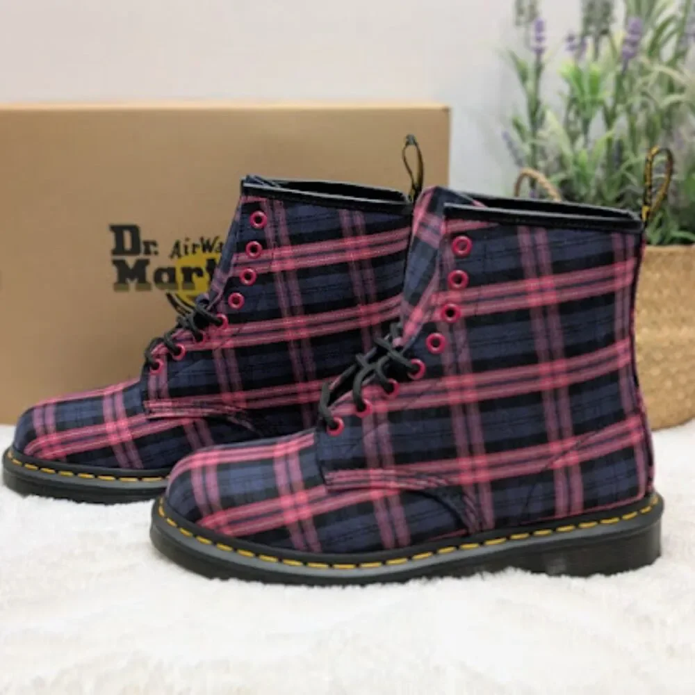 Dr. Martens 1460 Pink Multicolor Plaid Tartan Lace Up Boots Women's 9 UK 7 NIB - Picture 3 of 13